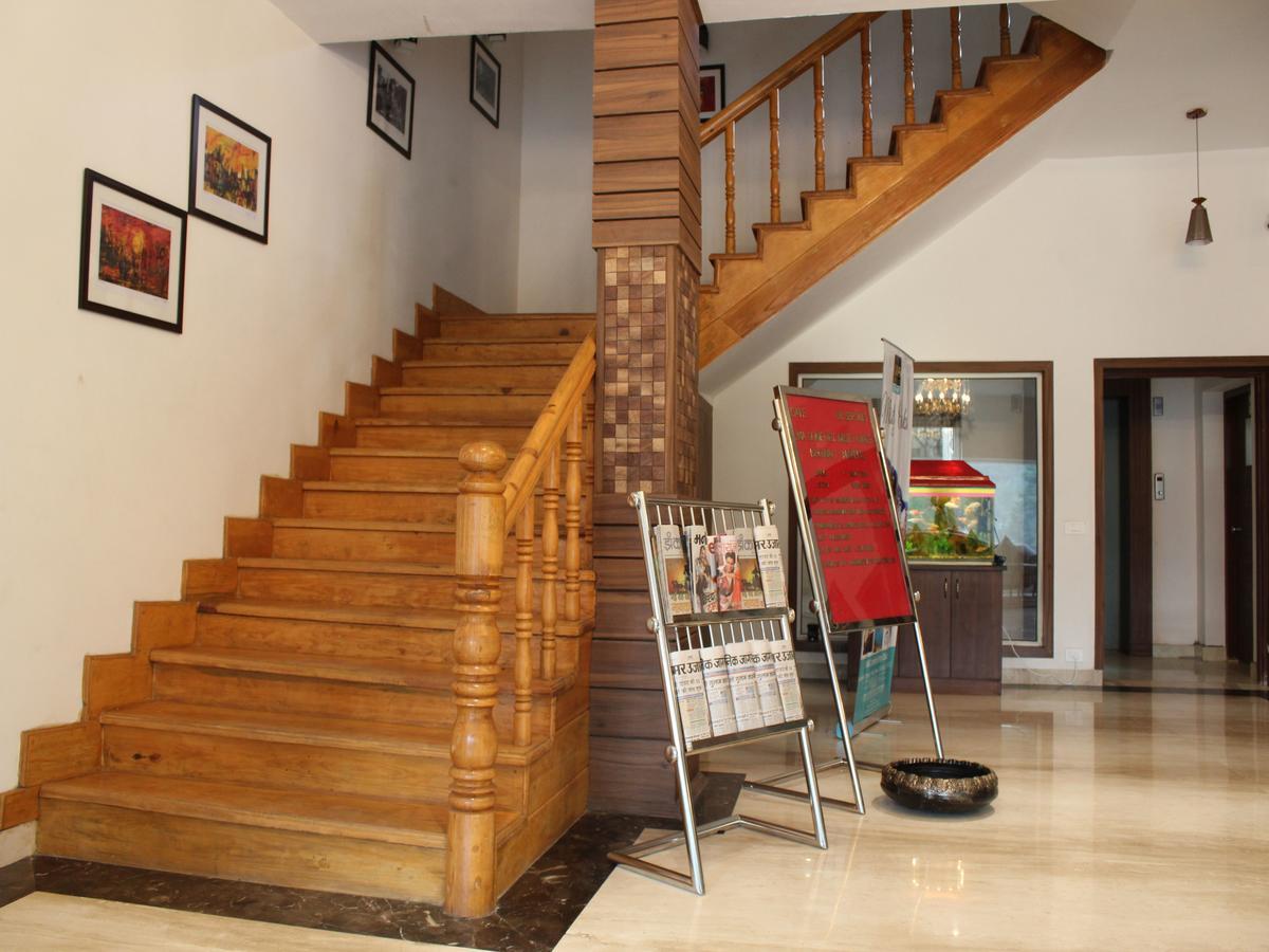 Oyo 2531 Hotel Una Comfort Misty Oak Nainital Exterior foto